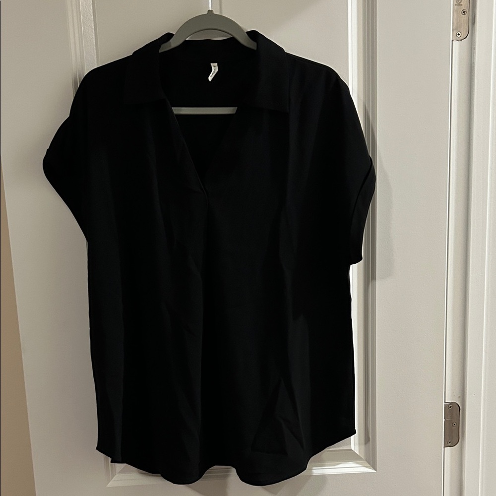 HALARA Elegant Black Blouse